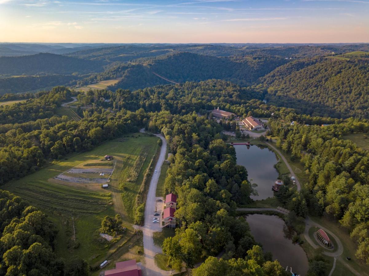 MoundsvilleGiriraja Ashrayaアパートメント エクステリア 写真